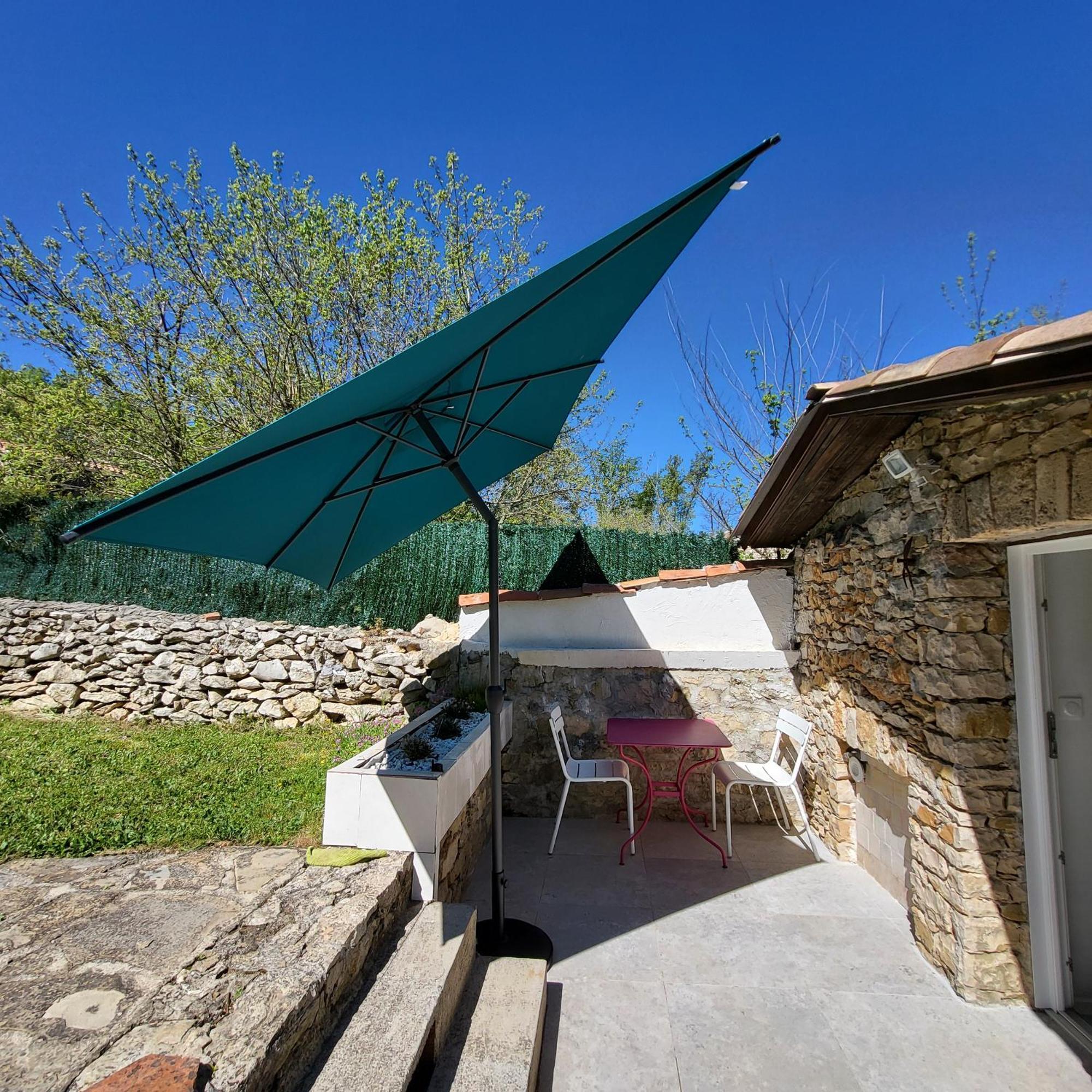 Les Pierres De Cezaire Hotel Saint-Cézaire-sur-Siagne Exterior foto